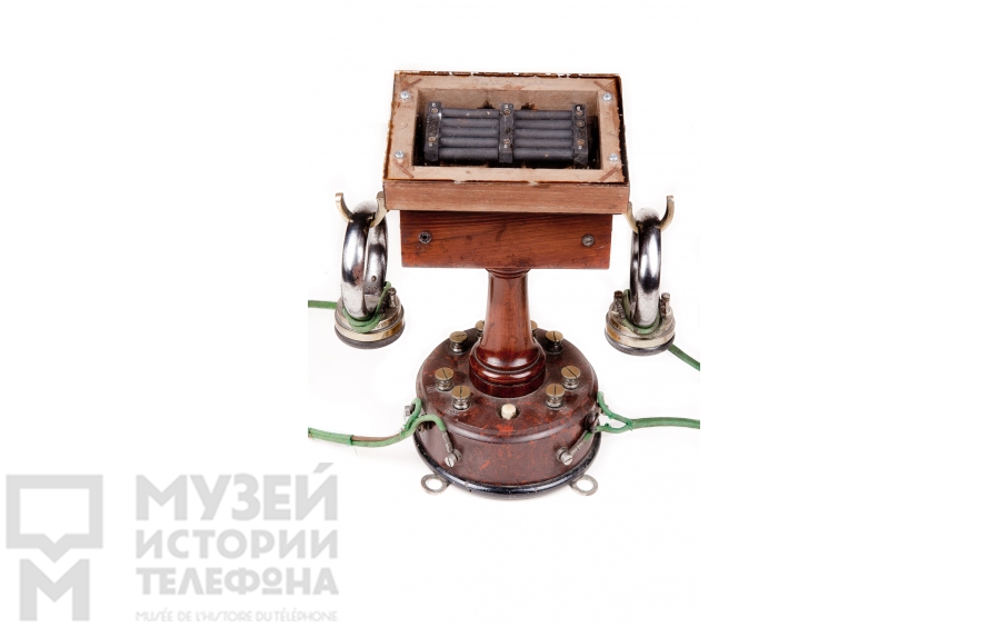 Настольный телефонный аппарат