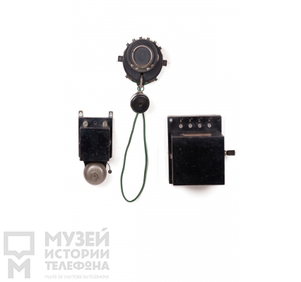 Настенный телефонный аппарат