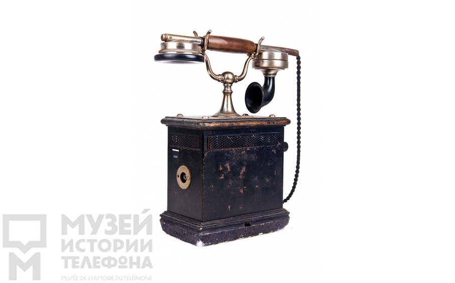 Настольный телефонный аппарат