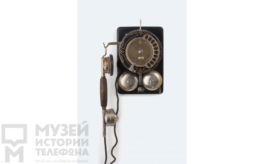 Настенный телефонный аппарат