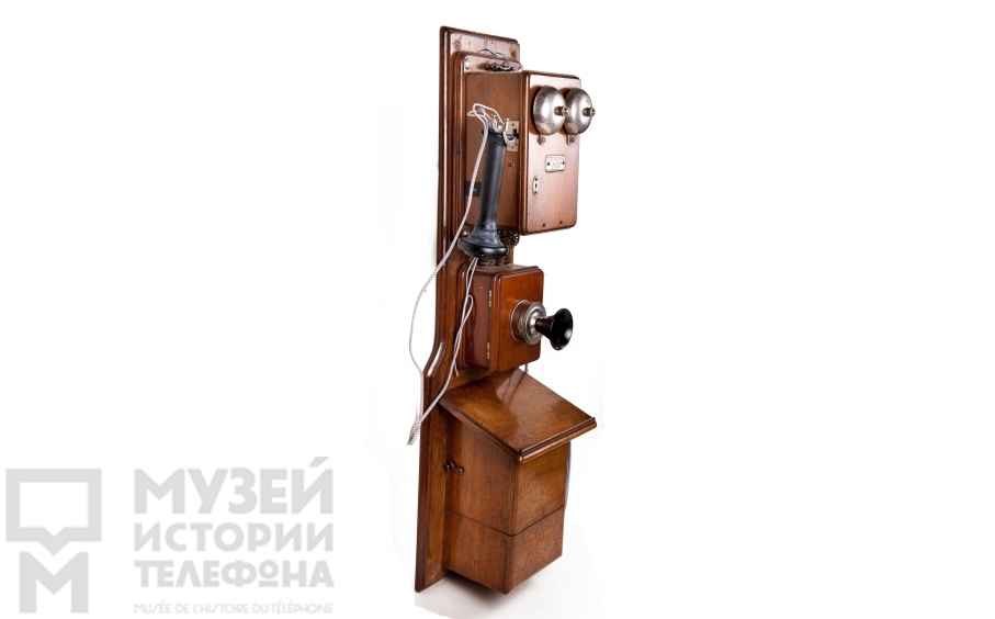 Настенный телефонный аппарат