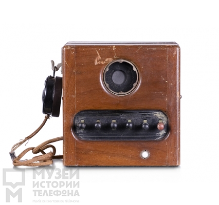 Настольный телефонный аппарат