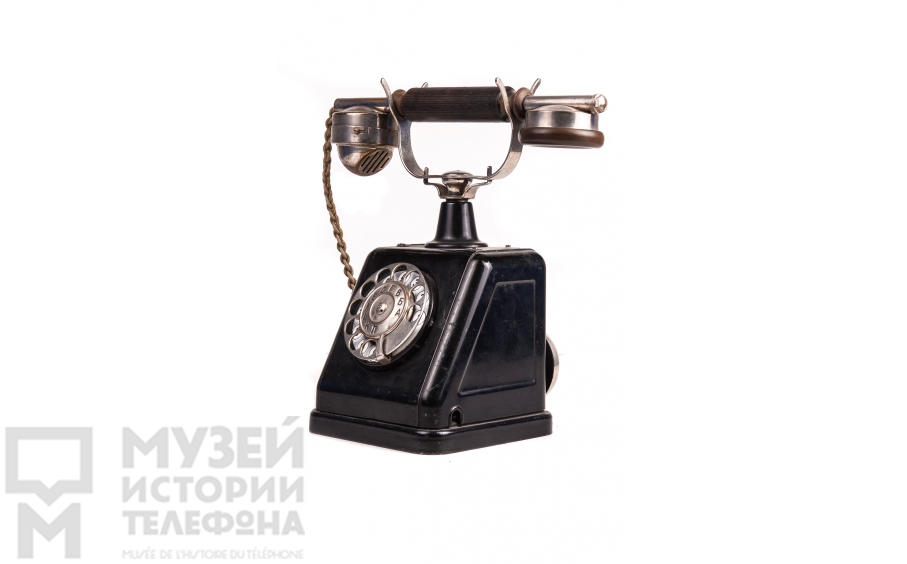 Настольный телефонный аппарат