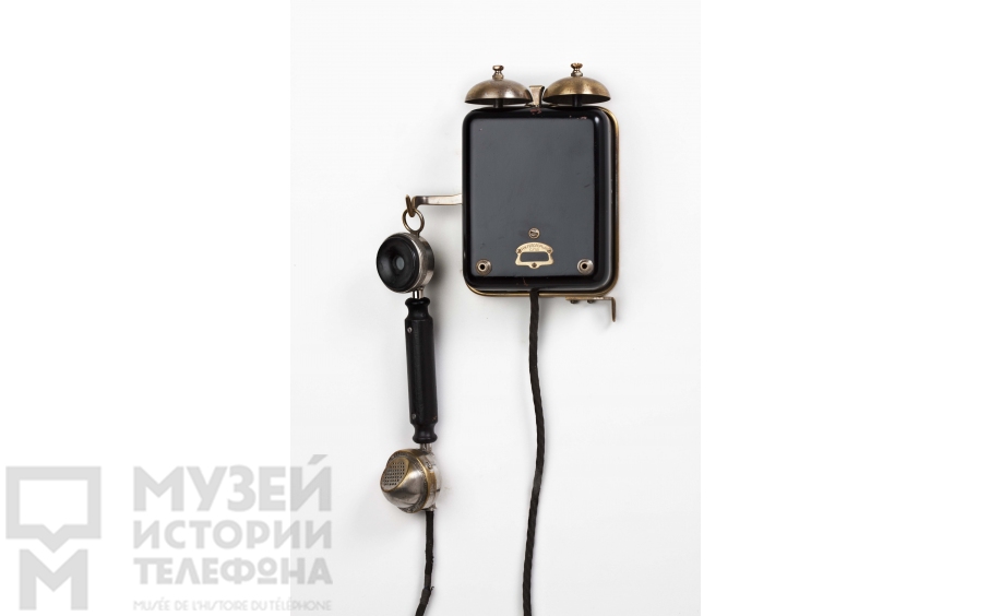 Настенный телефонный аппарат