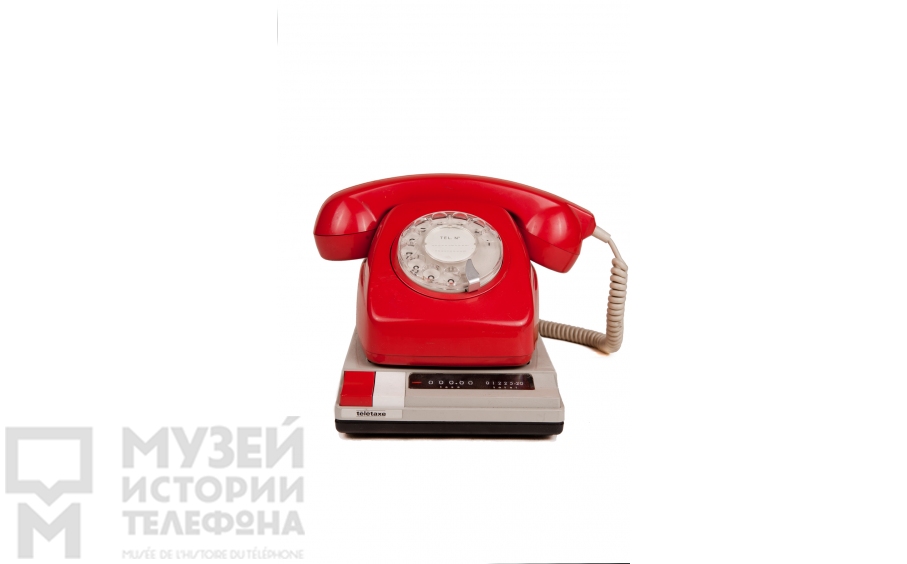 Настольный телефонный аппарат