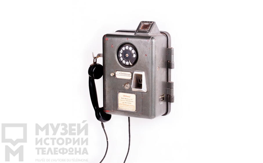 Настенный телефонный аппарат