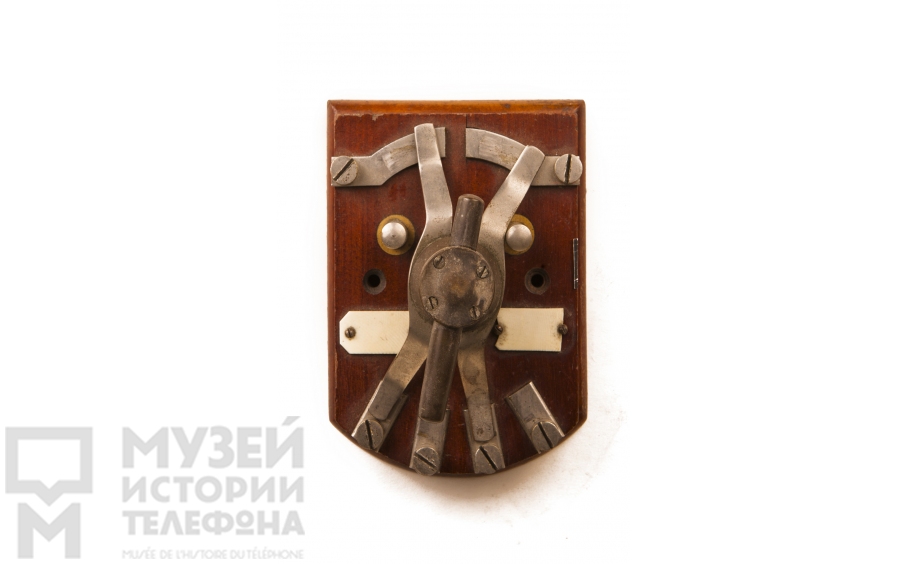 Переключатель линий.
