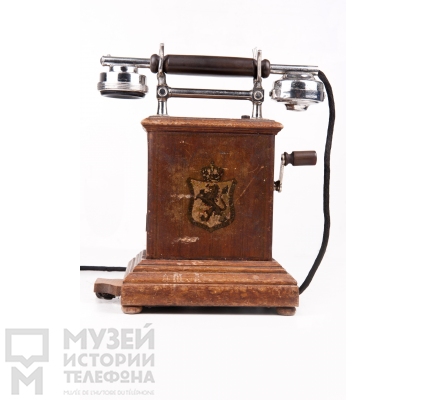 Настольный телефонный аппарат
