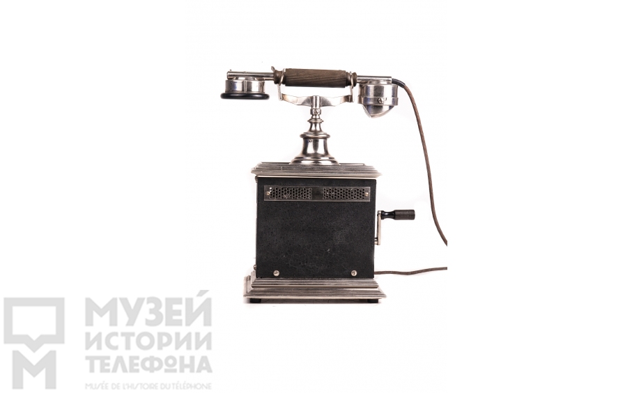 Настольный телефонный аппарат