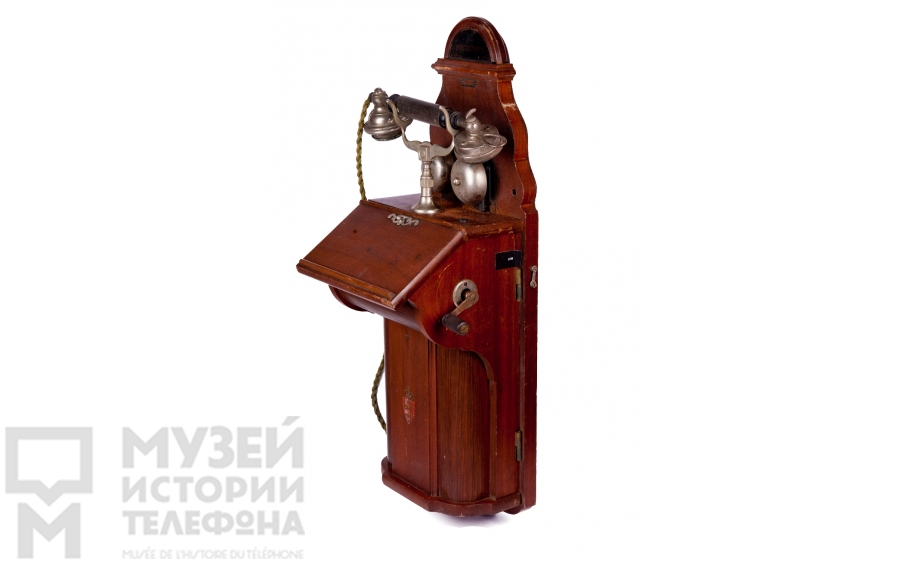 Настенный телефонный аппарат
