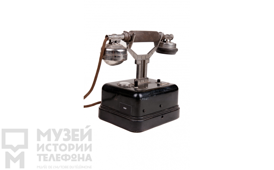 Настольный телефонный аппарат