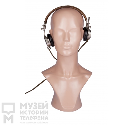 Наушники на кожаном креплении