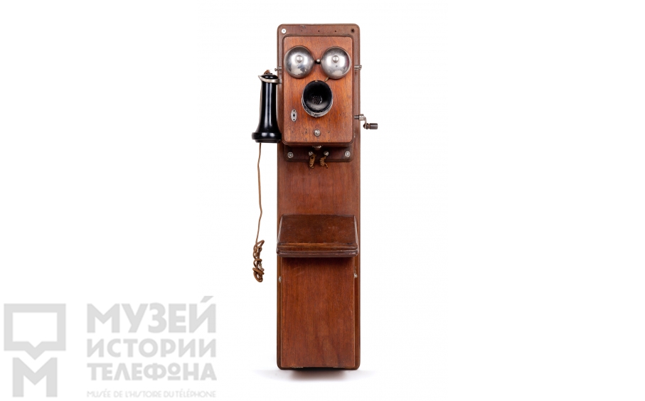 Настенный телефонный аппарат
