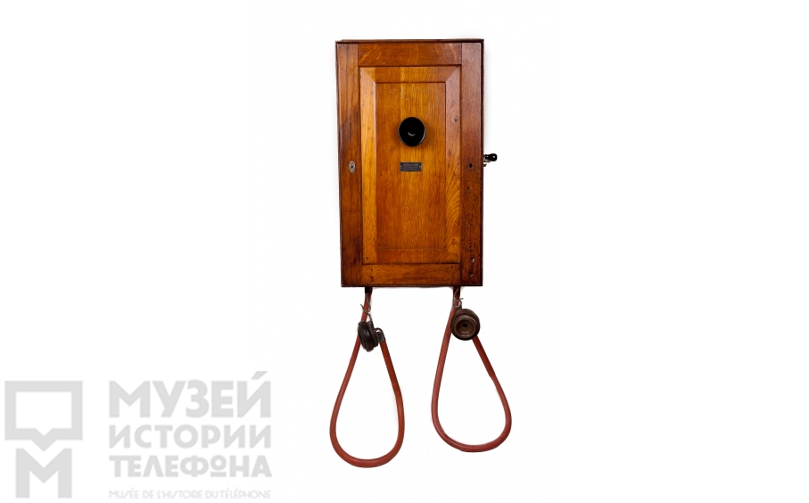 Настенный телефонный аппарат