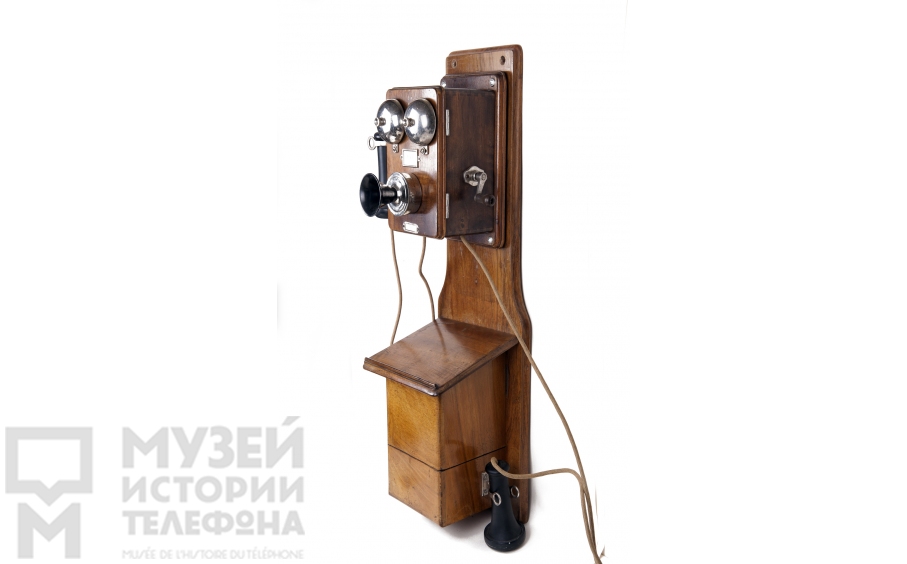 Настенный телефонный аппарат