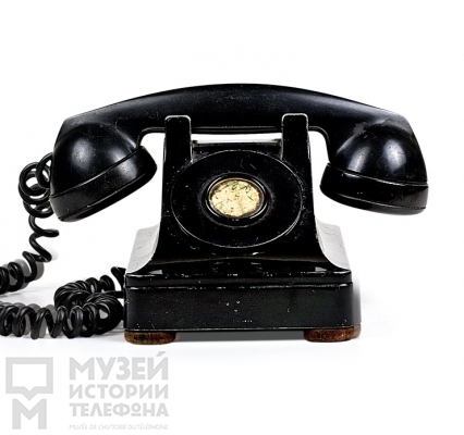Настольный телефонный аппарат
