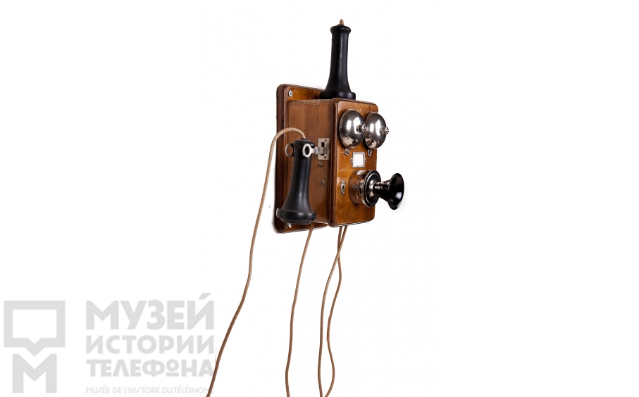 Настенный телефонный аппарат