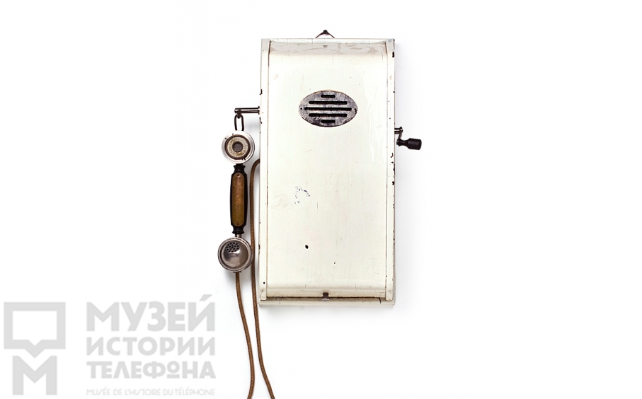 Настенный телефонный аппарат