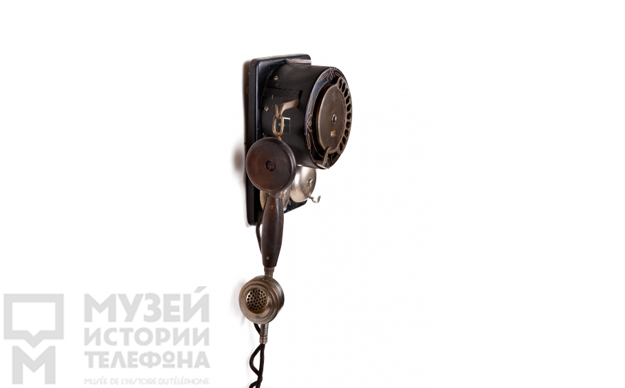Настенный телефонный аппарат