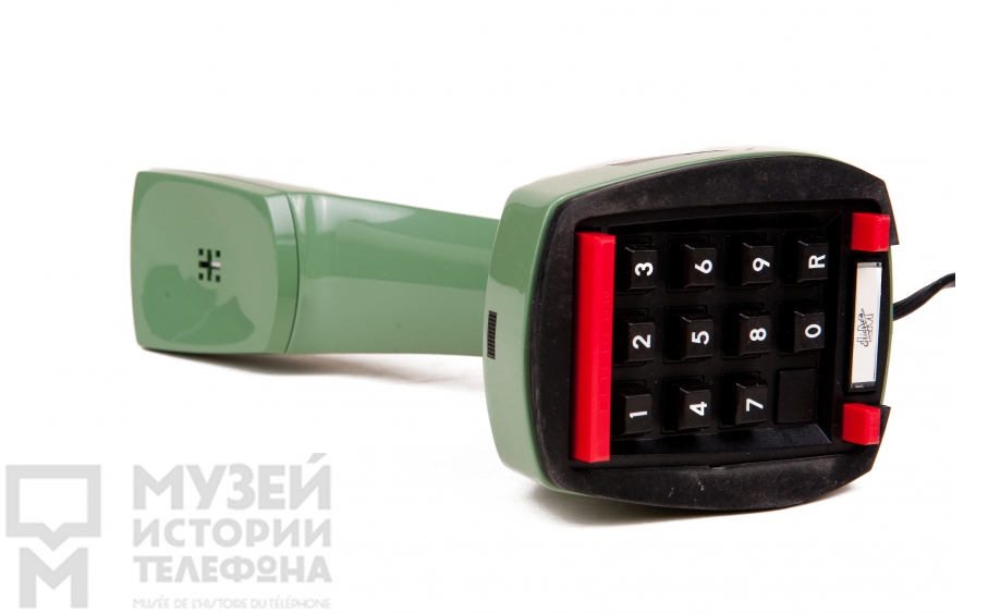 Настольный телефонный аппарат