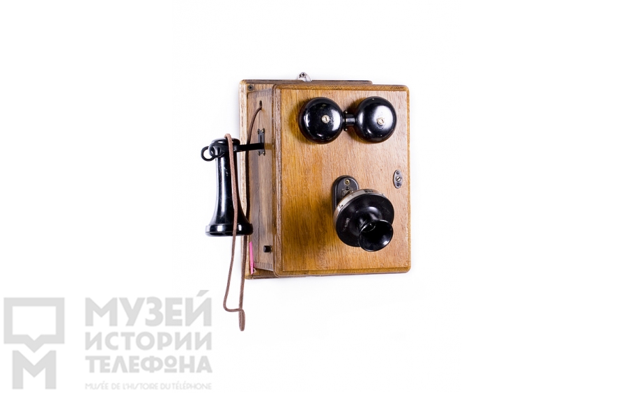 Настенный телефонный аппарат