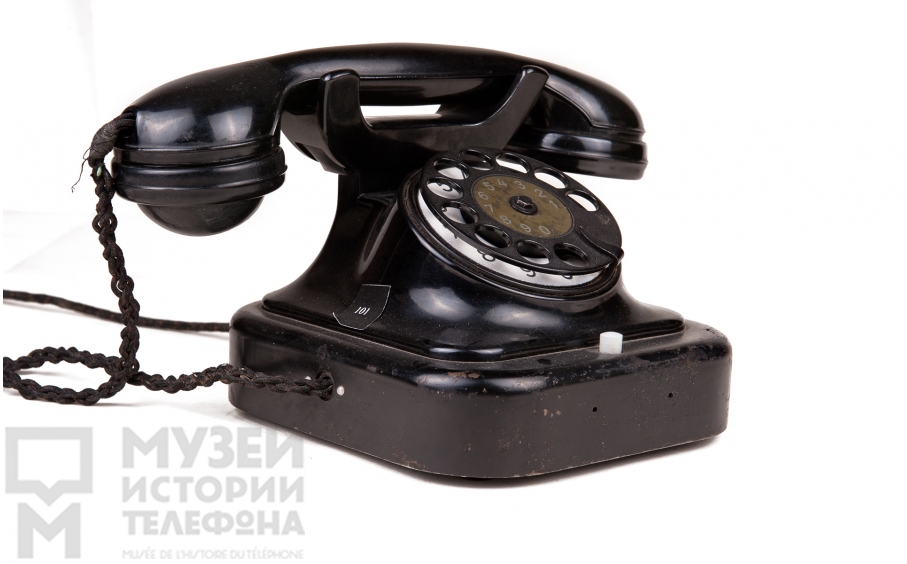 Настольный телефонный аппарат