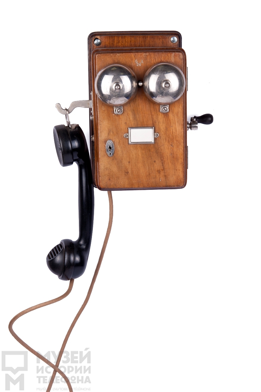 Телефонный аппарат индукторного вызова с микротелефонной трубкой и наружным поляризованным звонком, система МБ