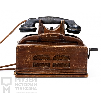 Настольный телефонный аппарат