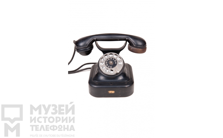 Настольный телефонный аппарат