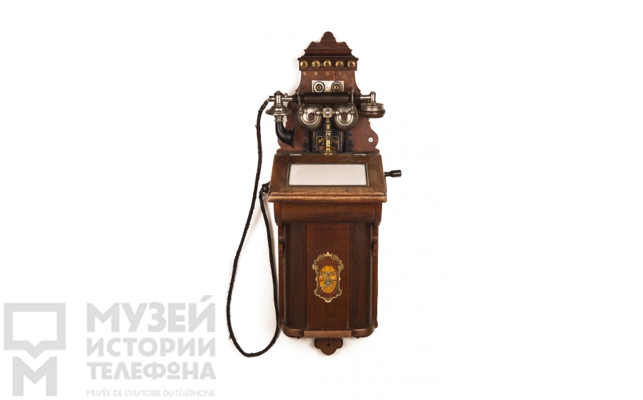 Настенный телефонный аппарат