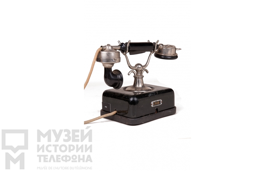 Настольный телефонный аппарат