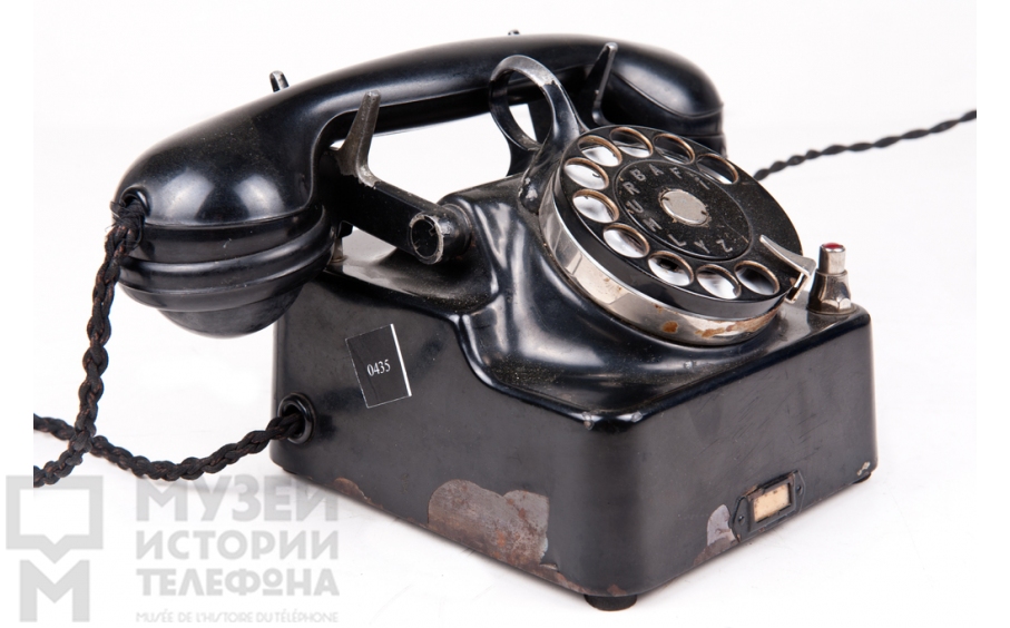 Настольный телефонный аппарат