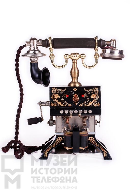 Телефонный аппарат индукторного вызова с микротелефонной трубкой, "Эйфелева башня"
