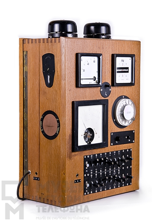 Испытательный шкаф для тестирования оборудования на телефонных станциях с коммутатором на 14 линий