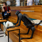 Музей истории телефона протестировал шагающего робота-курьера