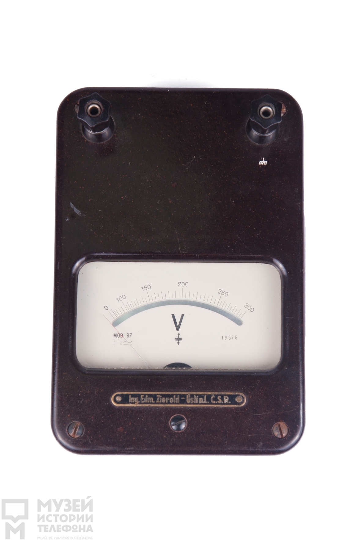Измерительный прибор, вольтметр