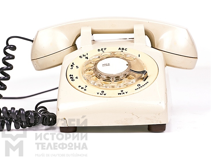 Телефонный аппарат системы АТС с дисковым набором номера