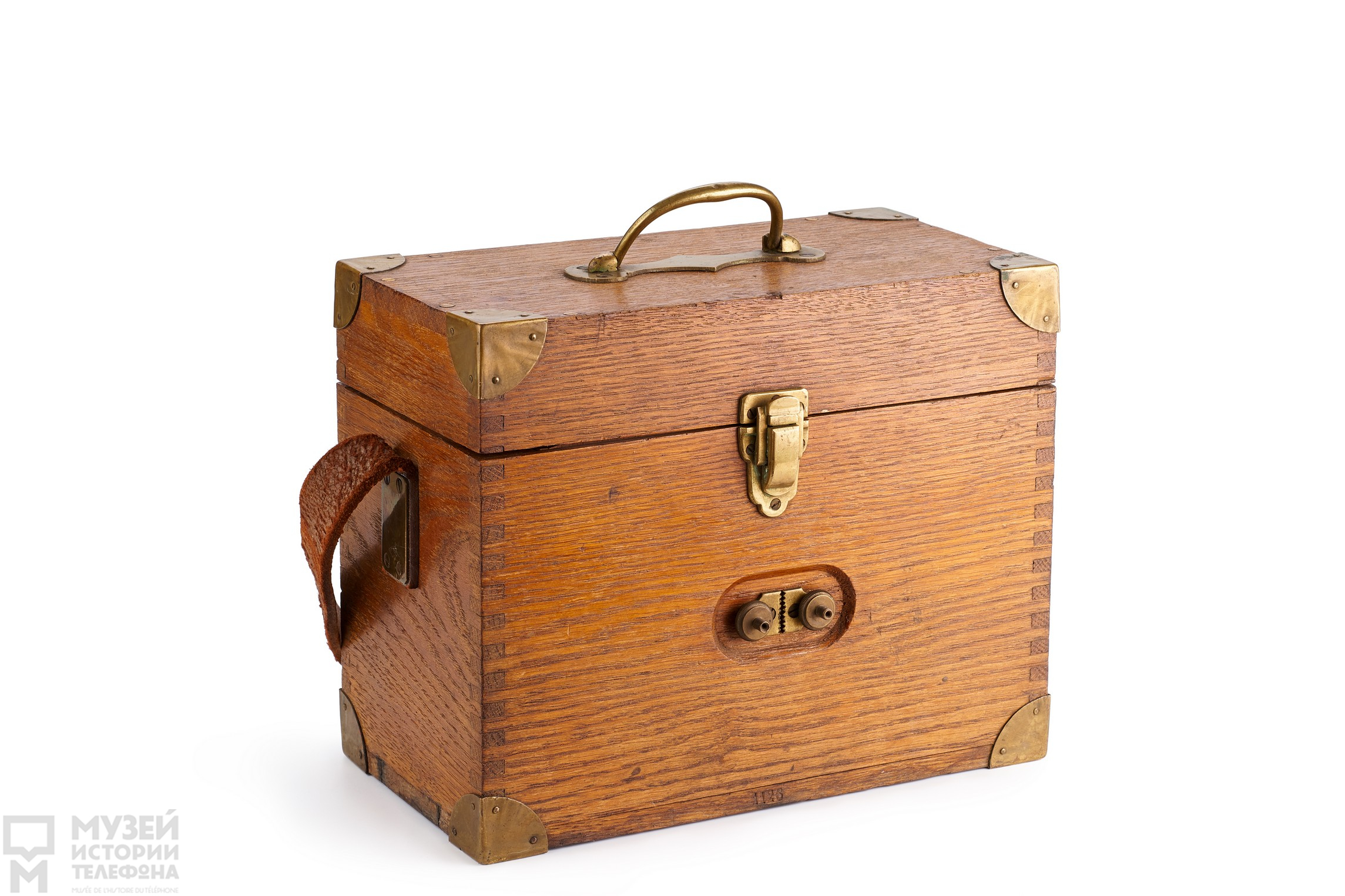 Полевой телефонный аппарат, модель Telephone de campagne du type 144